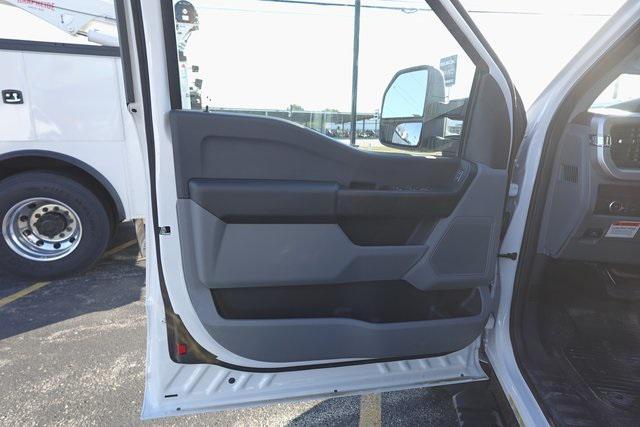 new 2025 Ford F-450 car, priced at $94,168