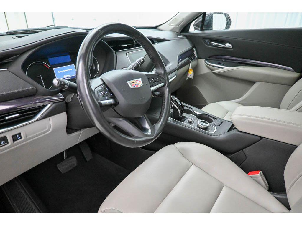 used 2021 Cadillac XT4 car, priced at $22,992