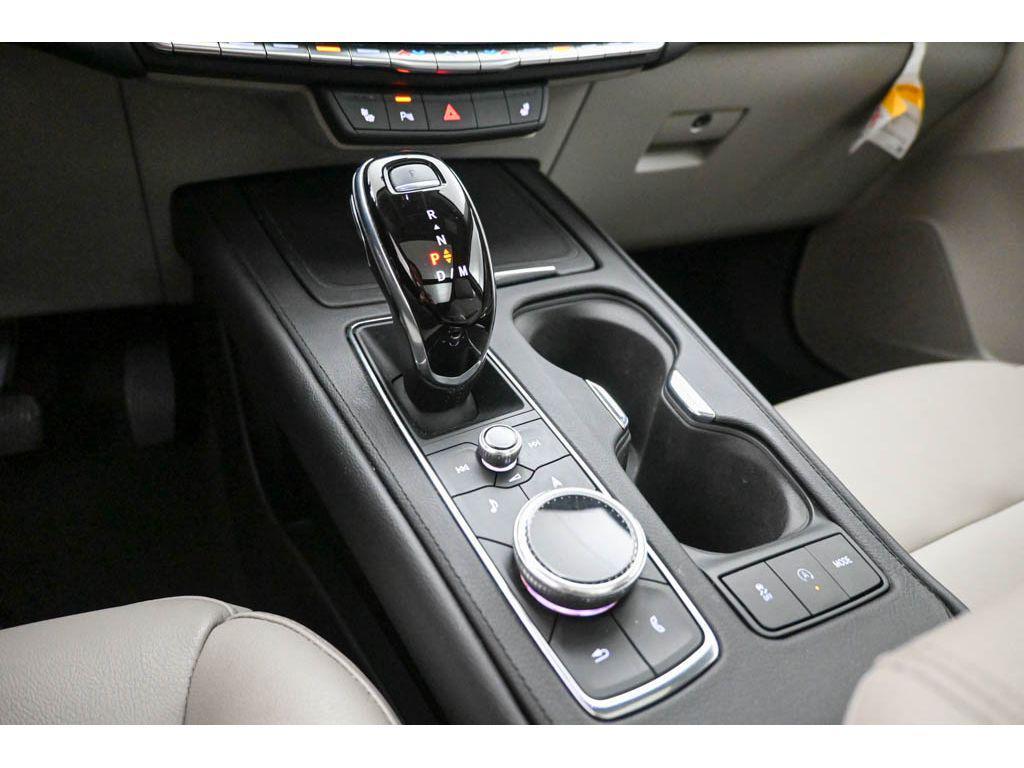 used 2021 Cadillac XT4 car, priced at $22,992