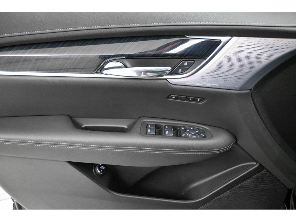 new 2025 Cadillac XT6 car, priced at $66,585