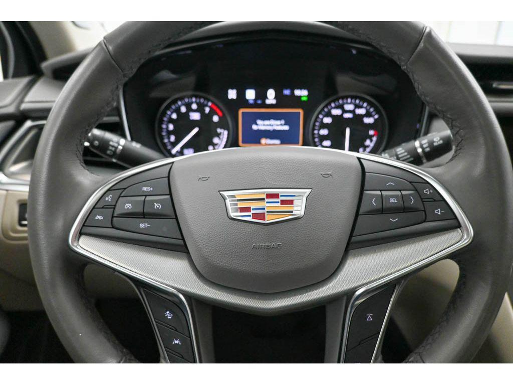used 2024 Cadillac XT5 car, priced at $42,994