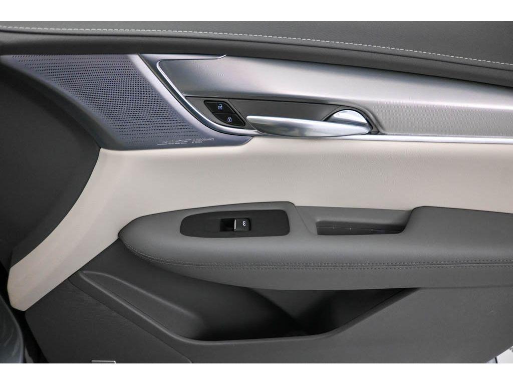 used 2024 Cadillac XT5 car, priced at $42,994