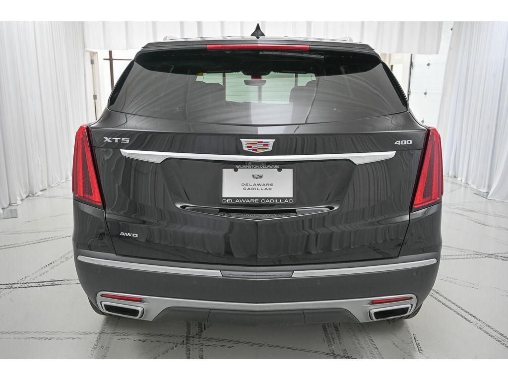 new 2025 Cadillac XT5 car, priced at $57,890
