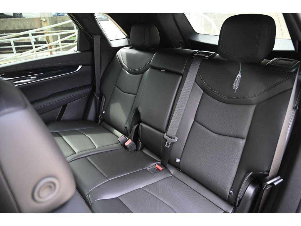 new 2025 Cadillac XT5 car, priced at $53,615