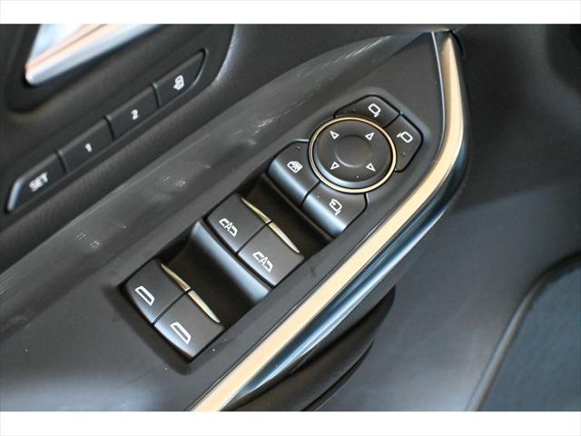 new 2025 Cadillac XT4 car, priced at $41,990