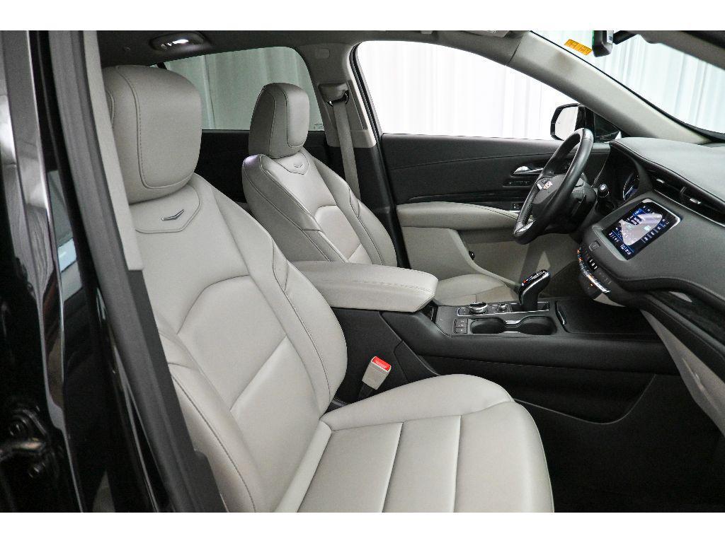 used 2023 Cadillac XT4 car, priced at $28,845