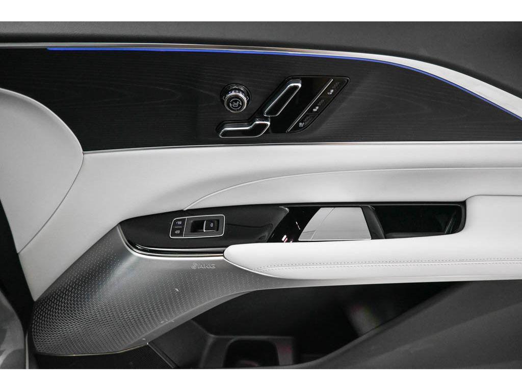 used 2024 Cadillac LYRIQ car, priced at $39,992