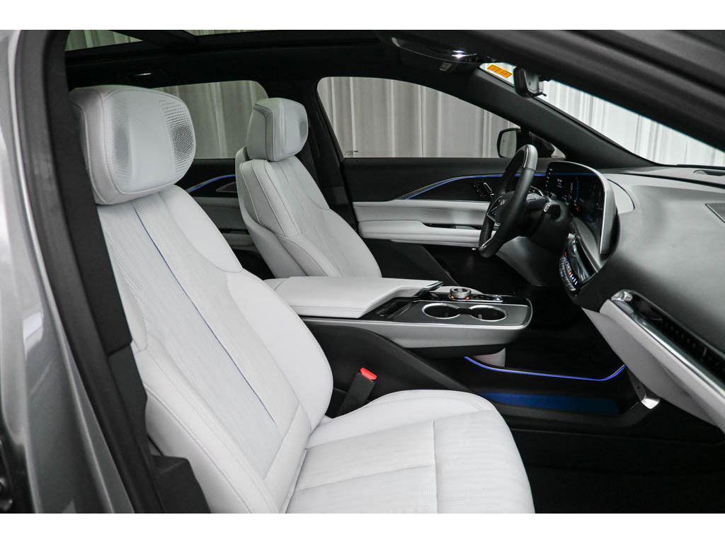 used 2024 Cadillac LYRIQ car, priced at $39,992