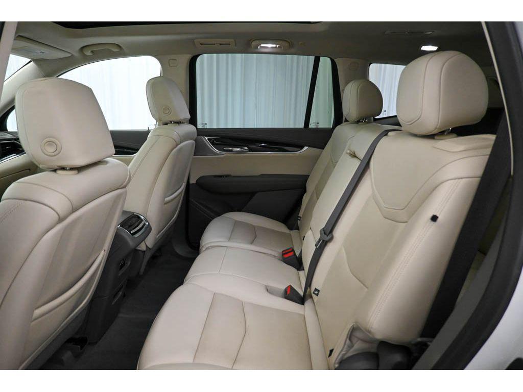 used 2022 Cadillac XT6 car, priced at $39,195