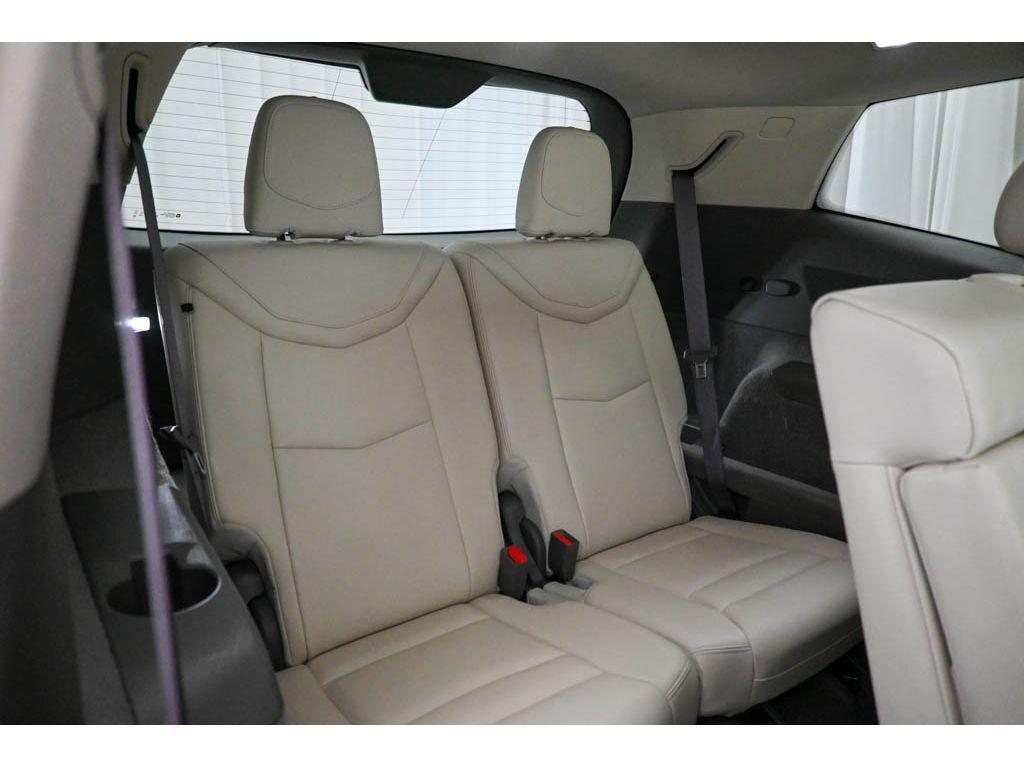 used 2022 Cadillac XT6 car, priced at $39,195