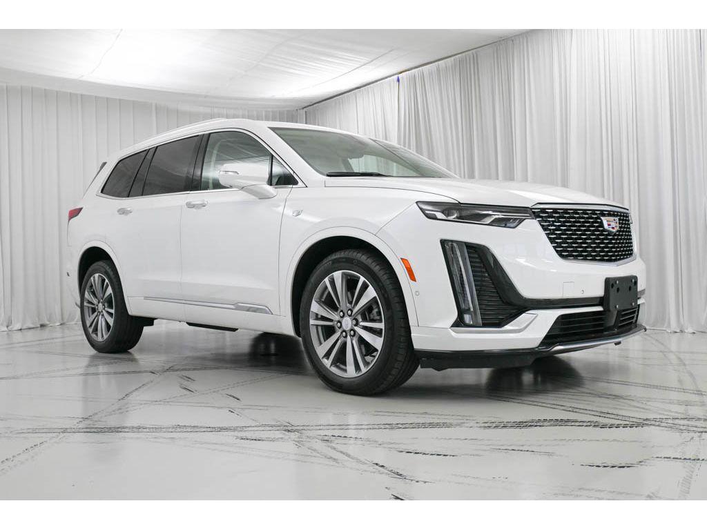 used 2022 Cadillac XT6 car, priced at $39,195