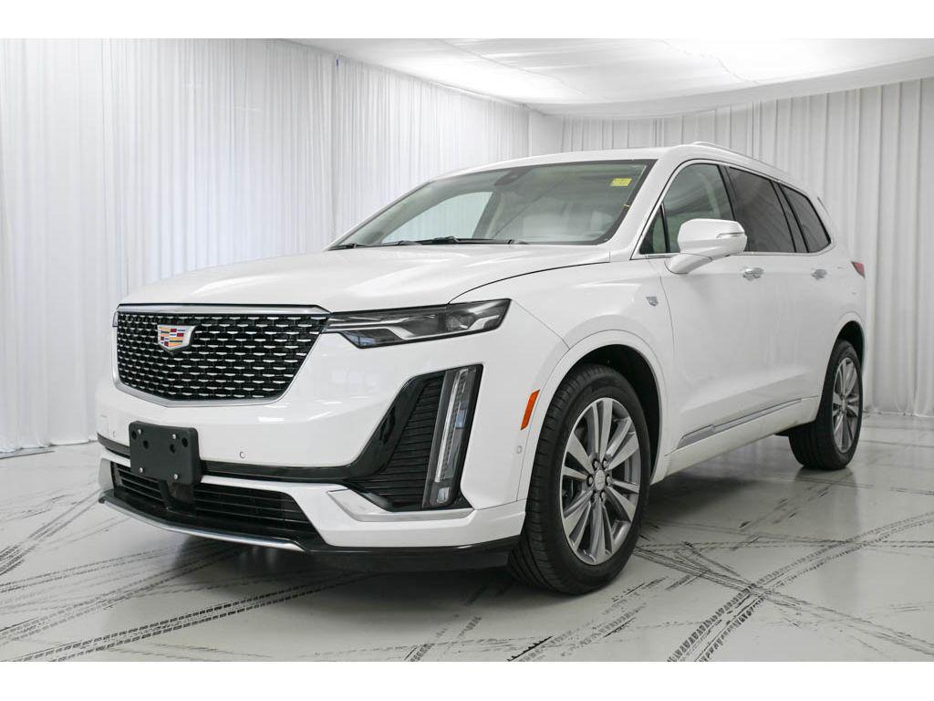 used 2022 Cadillac XT6 car, priced at $39,195