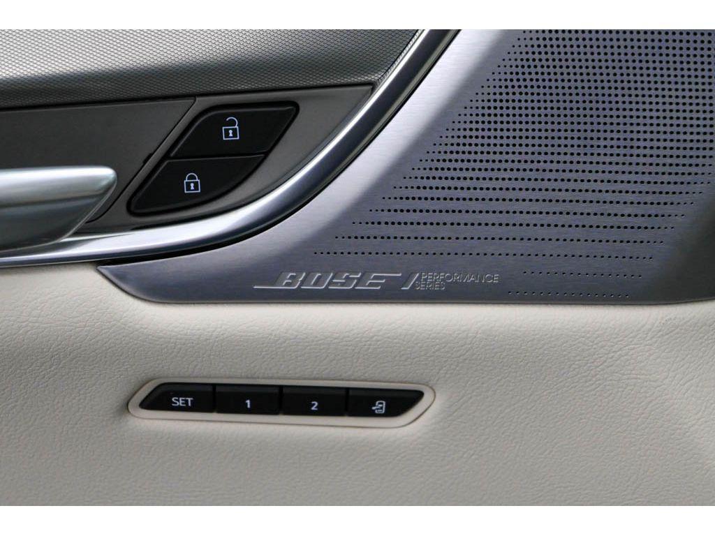 new 2025 Cadillac XT5 car, priced at $53,315