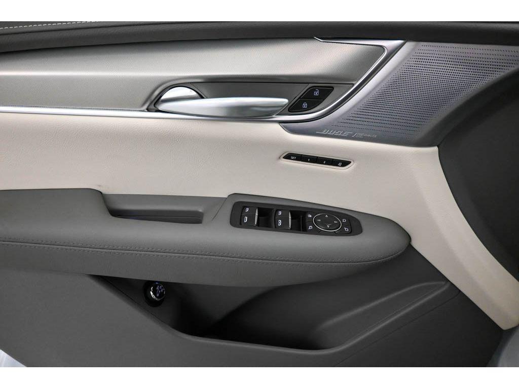 new 2025 Cadillac XT5 car, priced at $53,315