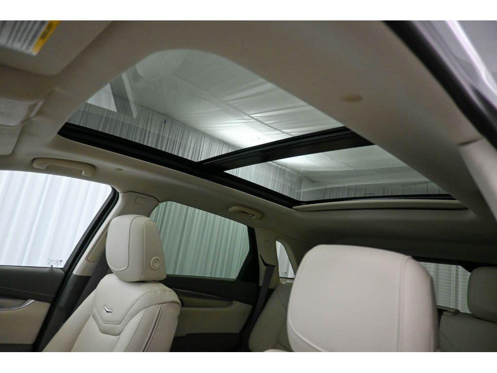 new 2025 Cadillac XT5 car, priced at $53,315