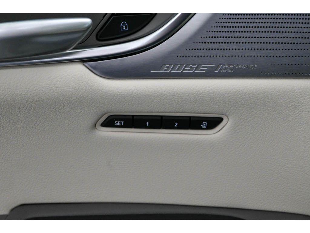 new 2025 Cadillac XT5 car, priced at $53,315