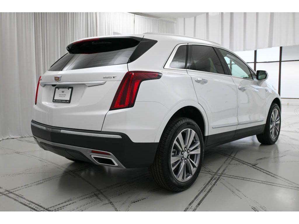 new 2025 Cadillac XT5 car, priced at $53,315