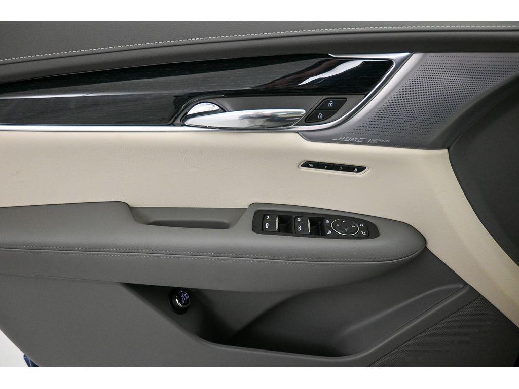 new 2025 Cadillac XT6 car, priced at $63,940