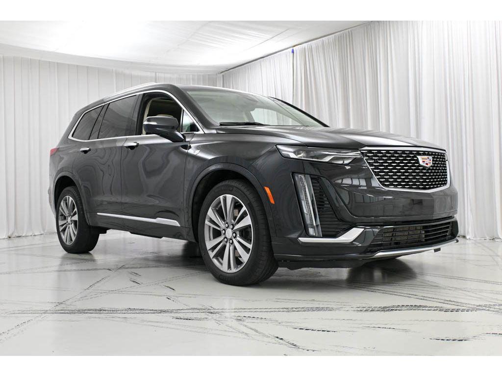 used 2022 Cadillac XT6 car, priced at $33,133