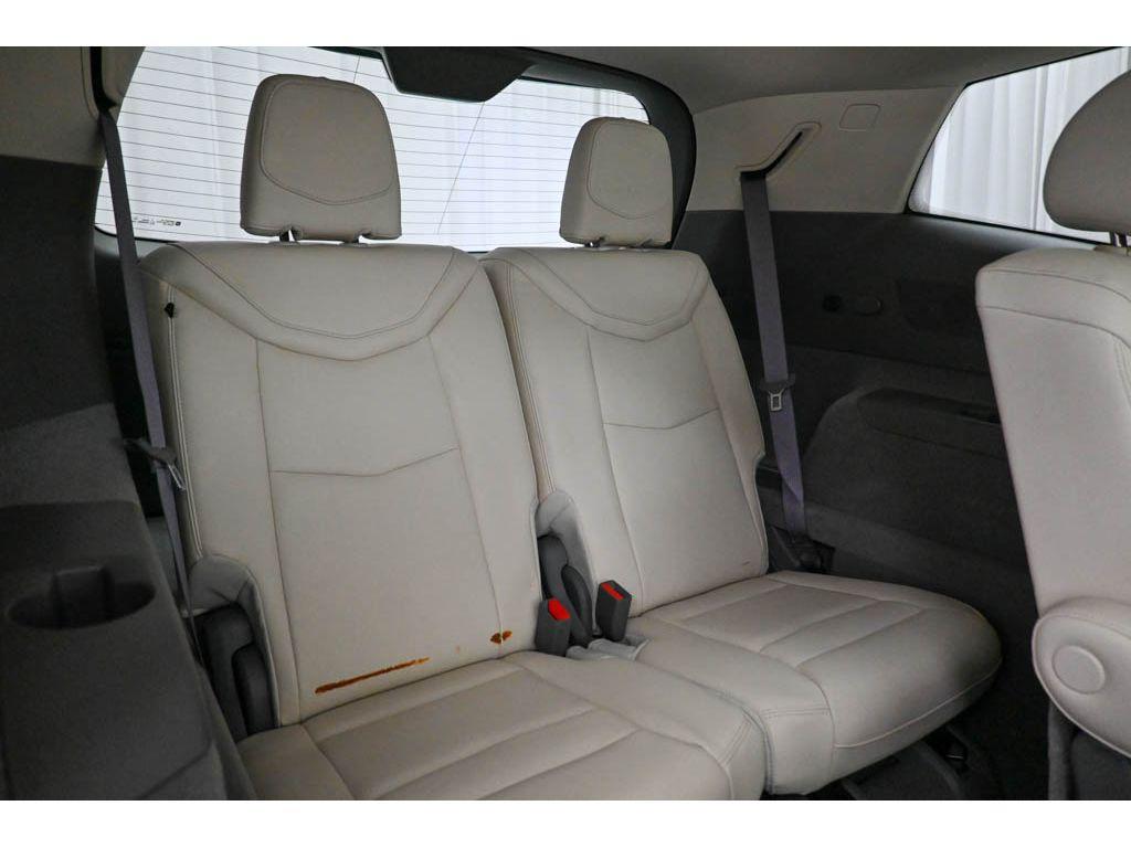 used 2022 Cadillac XT6 car, priced at $33,133