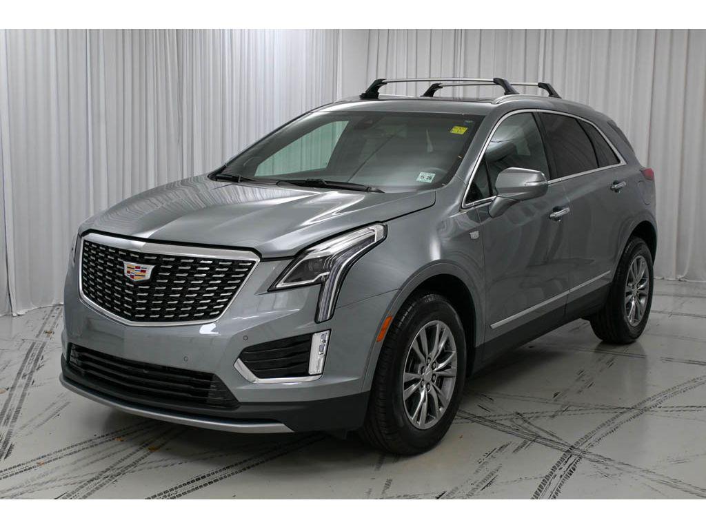 used 2023 Cadillac XT5 car, priced at $31,802