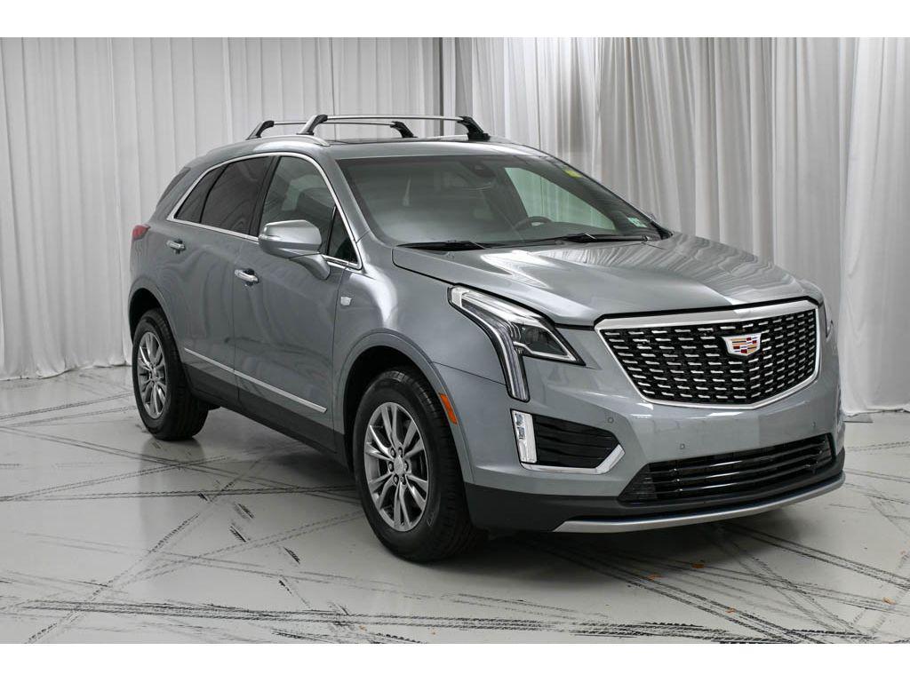 used 2023 Cadillac XT5 car, priced at $31,802