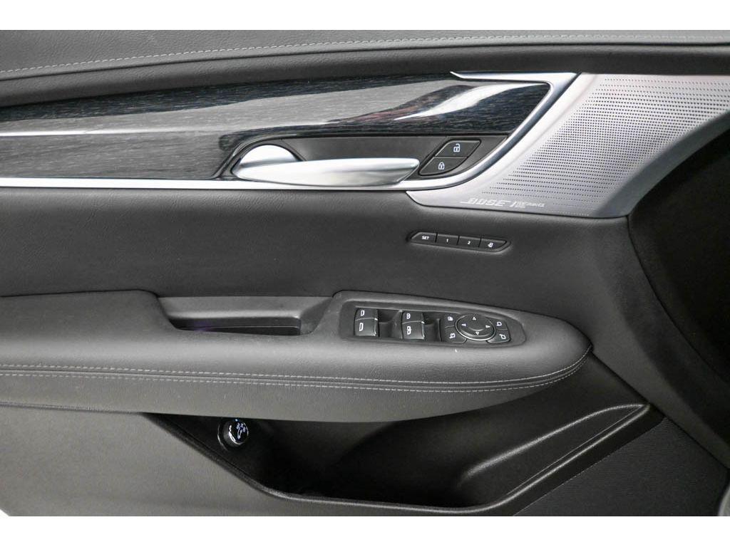 used 2023 Cadillac XT5 car, priced at $31,802