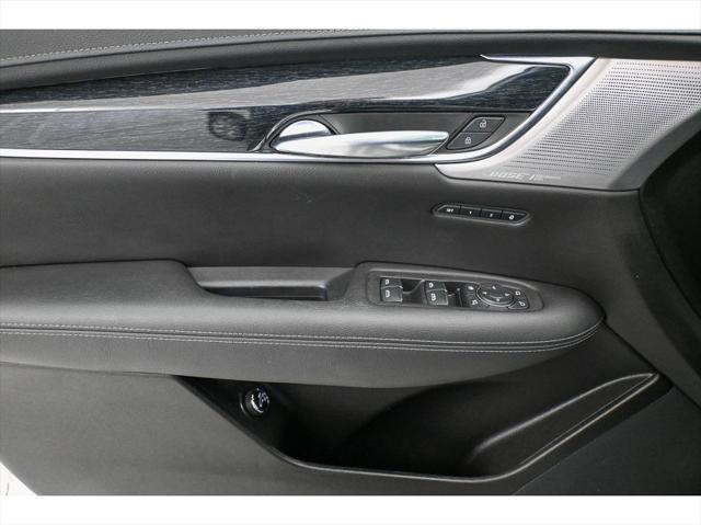 used 2022 Cadillac XT5 car, priced at $31,299