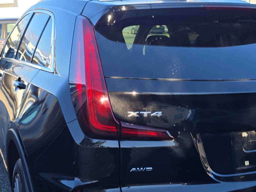 used 2024 Cadillac XT4 car, priced at $35,537