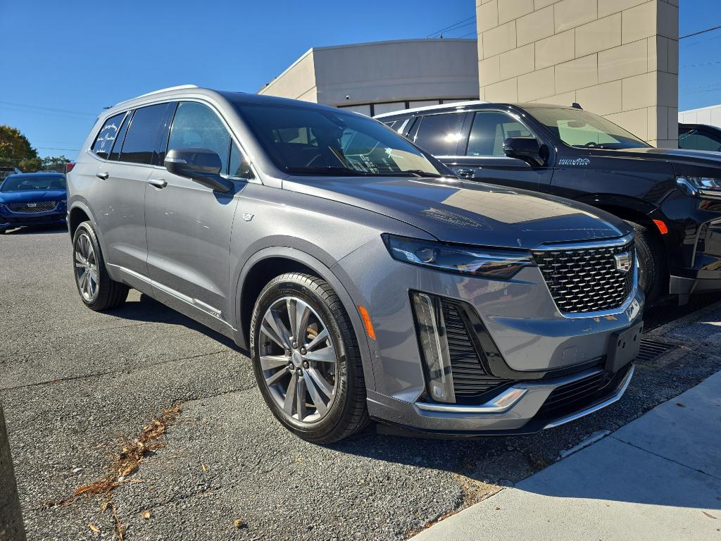 used 2020 Cadillac XT6 car, priced at $31,994