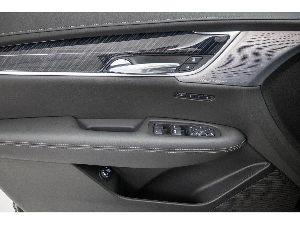 new 2025 Cadillac XT6 car, priced at $63,865