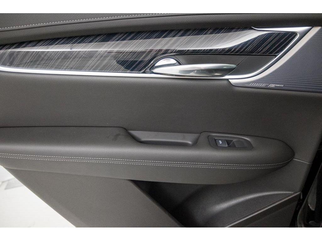 new 2025 Cadillac XT6 car, priced at $63,865