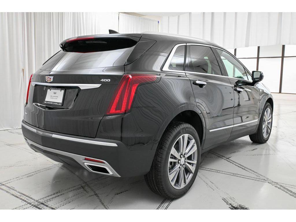 new 2025 Cadillac XT5 car, priced at $60,490