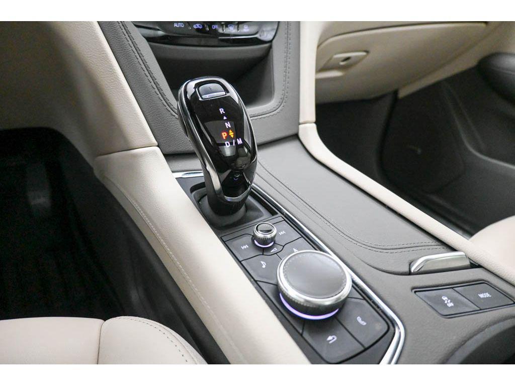 used 2024 Cadillac XT5 car, priced at $34,494