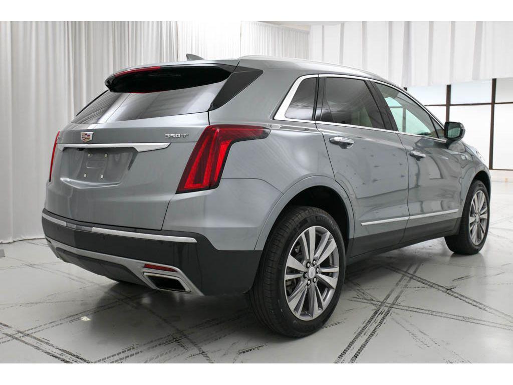 used 2024 Cadillac XT5 car, priced at $34,494