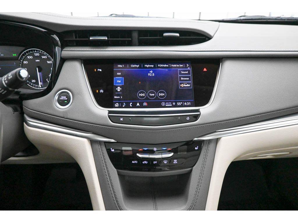 used 2024 Cadillac XT5 car, priced at $34,494