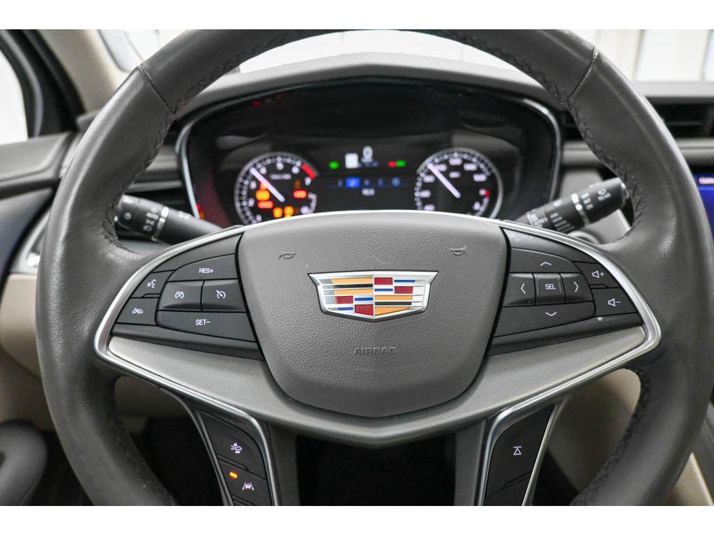 used 2024 Cadillac XT5 car, priced at $34,494