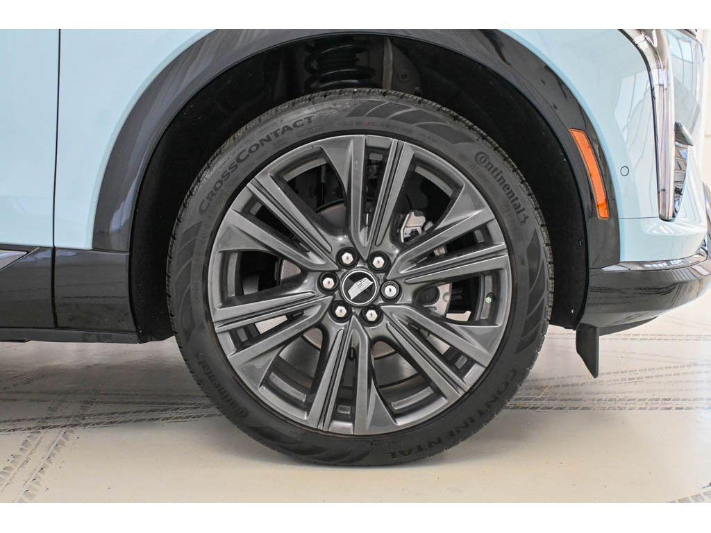 new 2025 Cadillac OPTIQ car, priced at $57,590