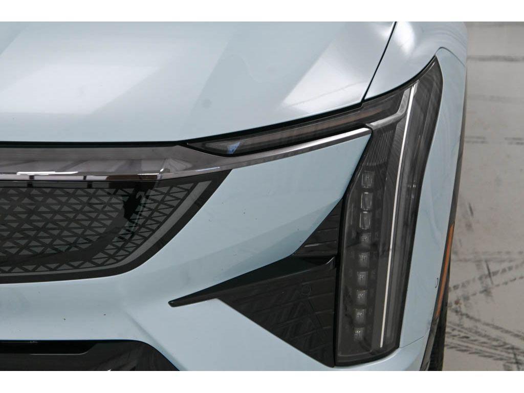 new 2025 Cadillac OPTIQ car, priced at $57,590