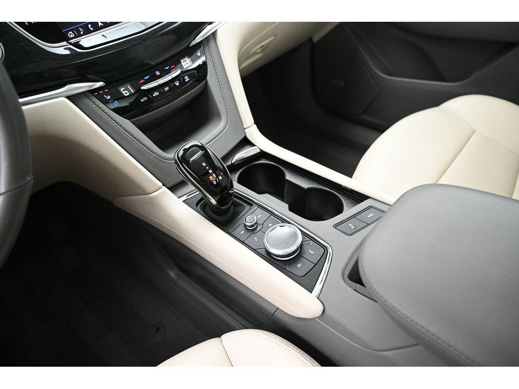 used 2023 Cadillac XT6 car, priced at $43,992