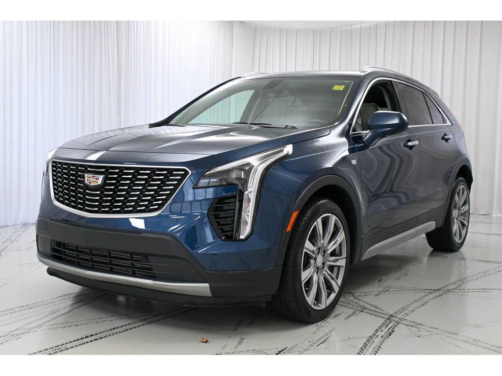 used 2019 Cadillac XT4 car, priced at $27,998