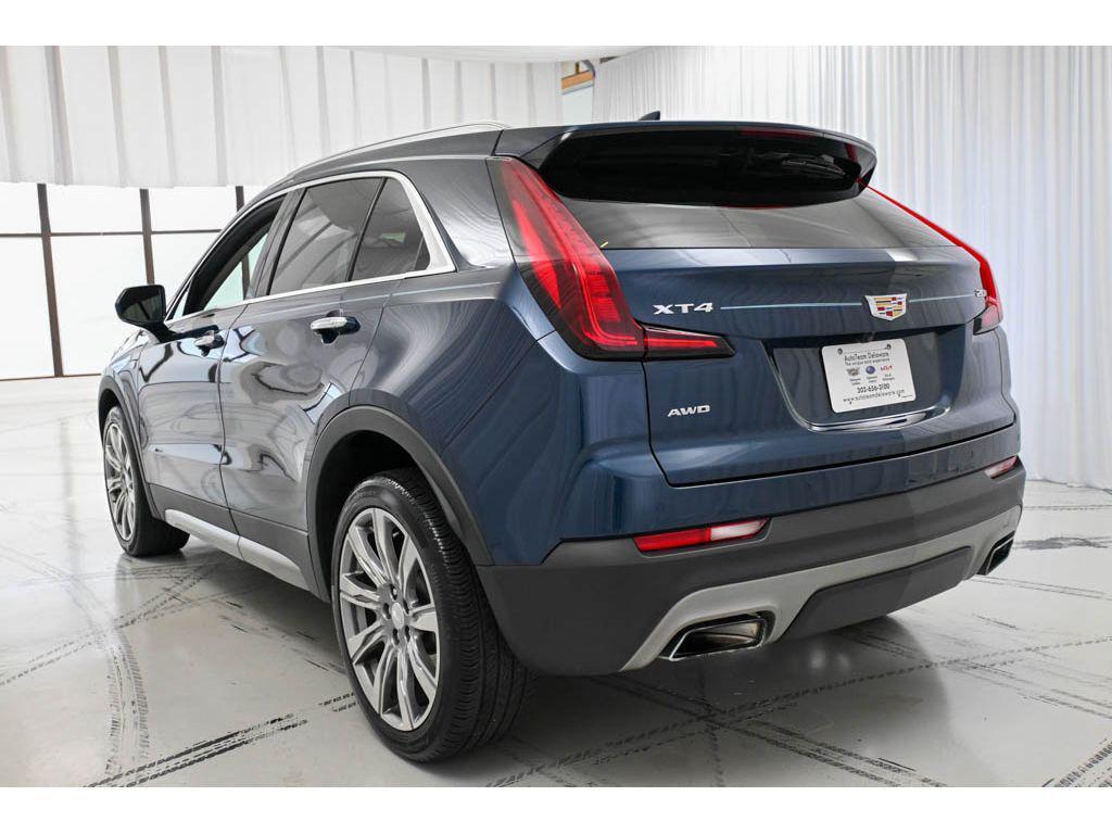 used 2019 Cadillac XT4 car, priced at $27,998