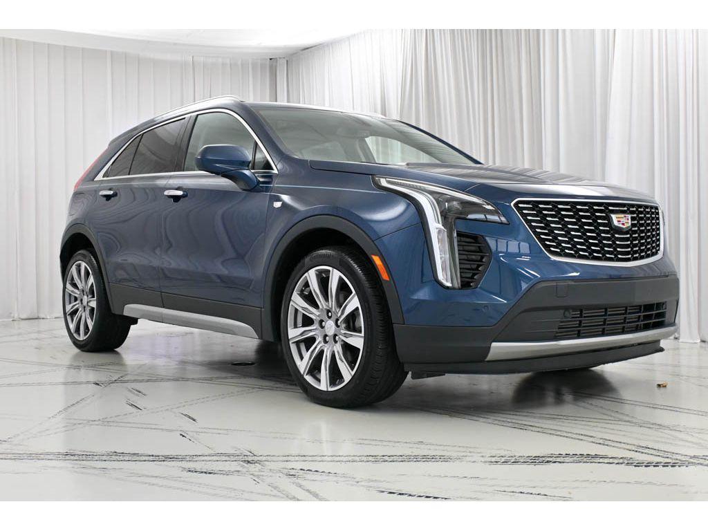 used 2019 Cadillac XT4 car, priced at $27,998