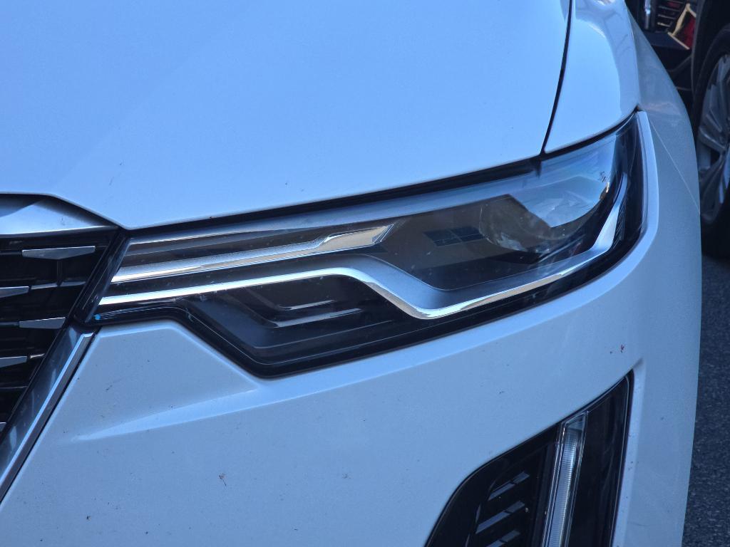 used 2024 Cadillac XT6 car, priced at $47,992