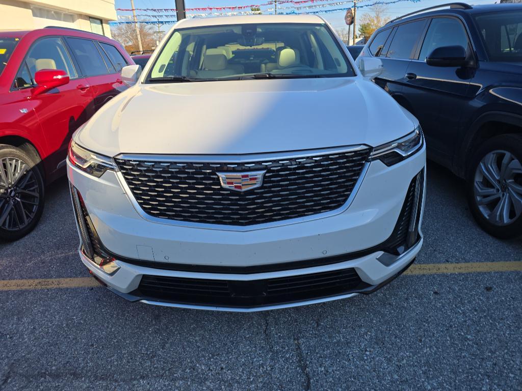 used 2024 Cadillac XT6 car, priced at $47,992