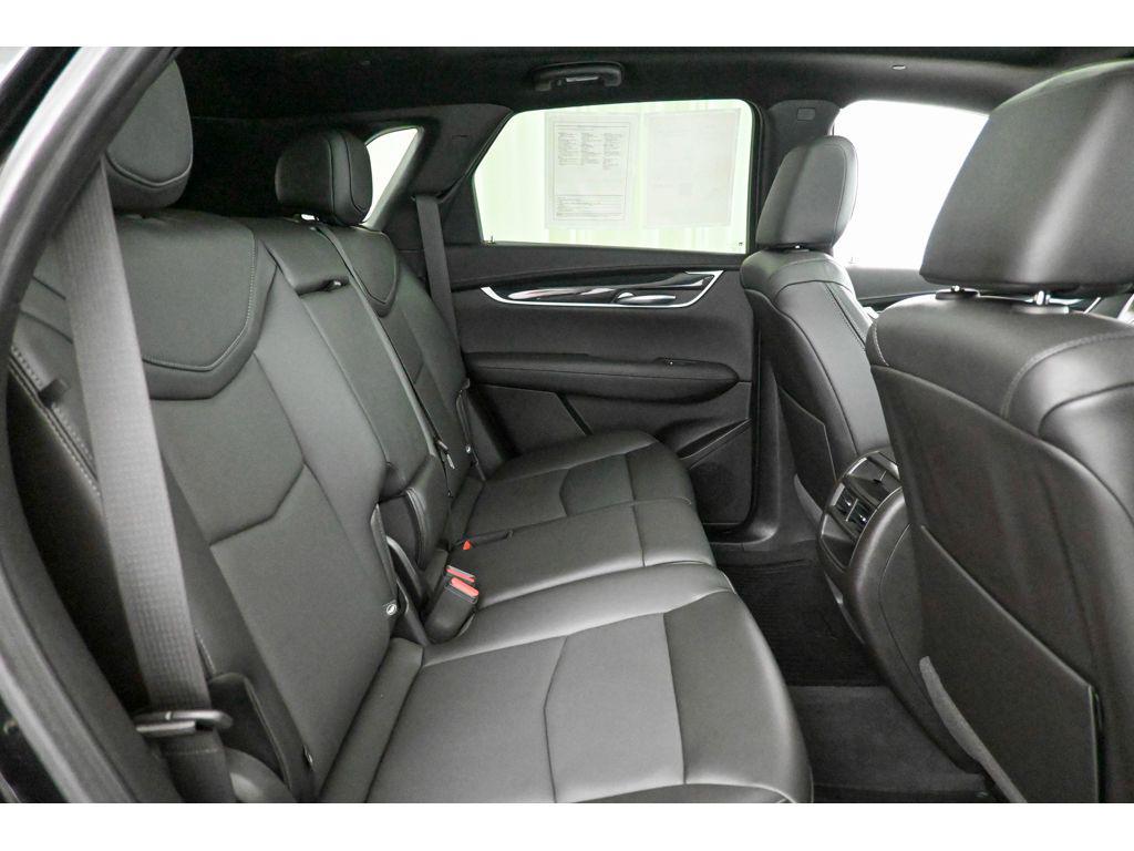 used 2022 Cadillac XT5 car, priced at $31,765