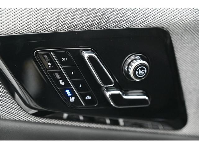 new 2025 Cadillac OPTIQ car, priced at $57,790