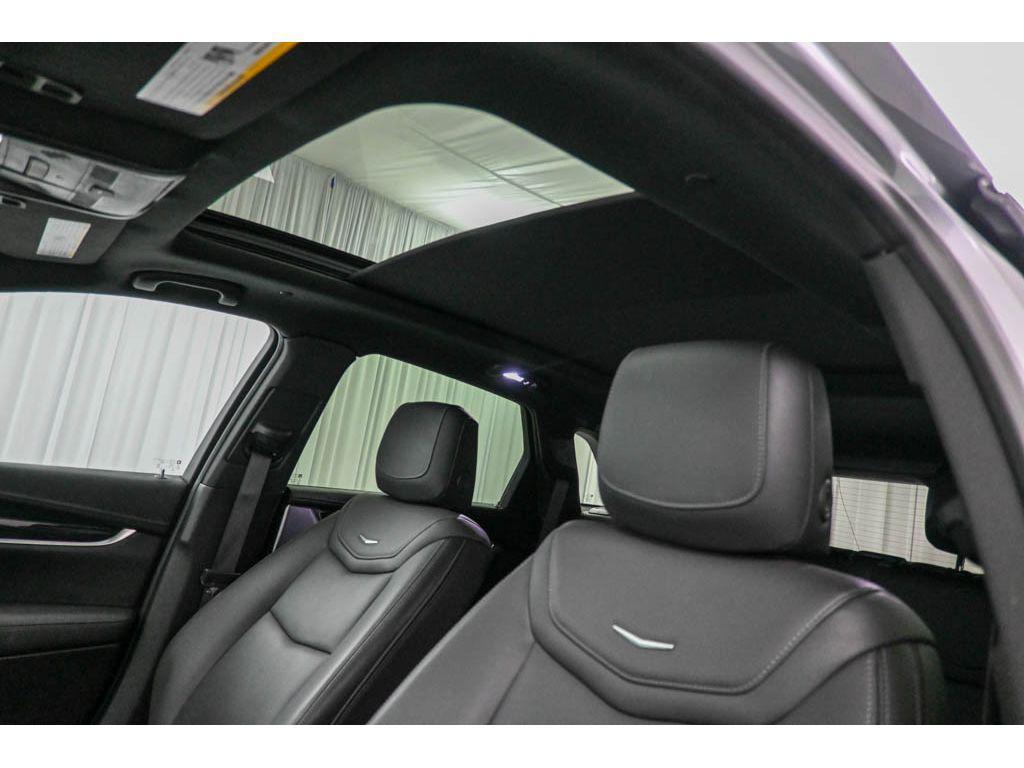 used 2024 Cadillac XT5 car, priced at $39,994