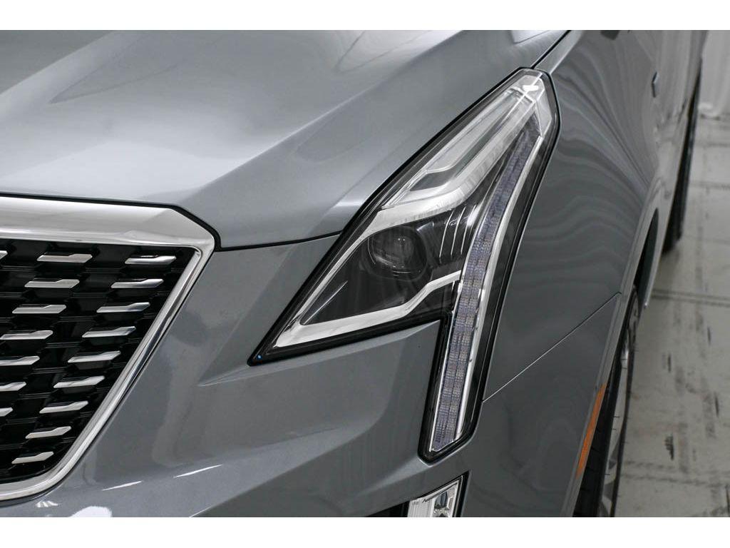 used 2024 Cadillac XT5 car, priced at $39,994