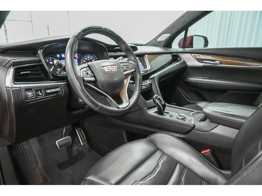 used 2023 Cadillac XT6 car, priced at $39,555